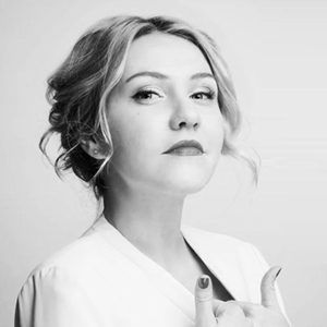 Алина Баженова